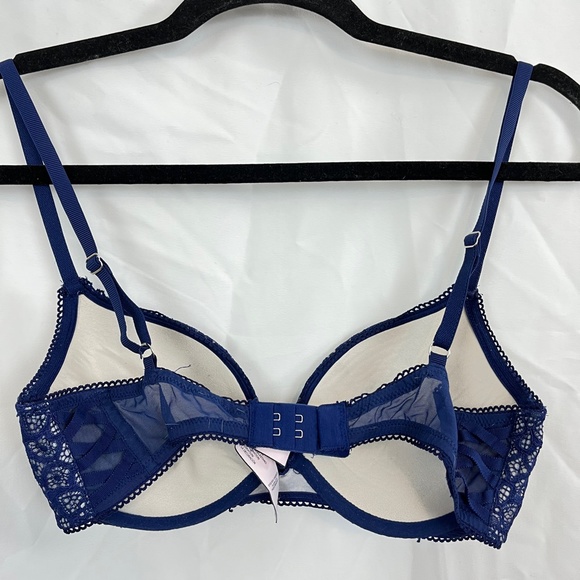 Victoria's Secret Blue Lace Bra 34 C - Picture 7 of 16